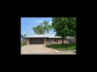 4526 SE Ellsworth Ave, Lawton, OK 73501