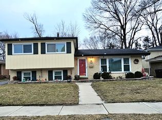 17140 Evans Dr, South Holland, IL 60473