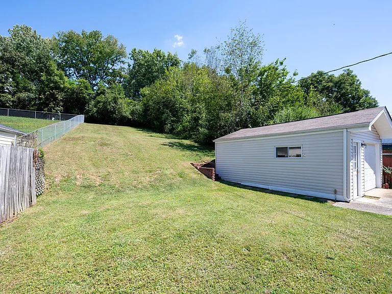 1232 Garden Dr — Photo 31