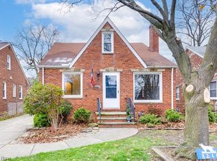 8210 Whittington Dr, Parma, OH