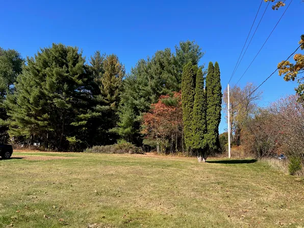 Clinton Rd, Jackson, MI 49201