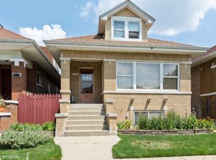 5140 W Barry Ave, Chicago, IL 60641