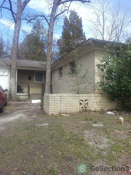 1st image of 7427 Claymont Dr