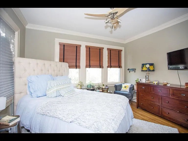 691 Penn Ave NE #9 — Photo 11