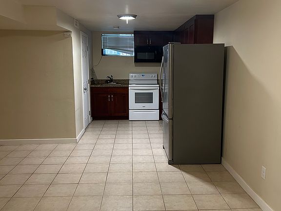 3rd image of 12443 60th Ave S