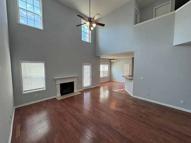 6902 Grand Hickory Dr — Photo 4