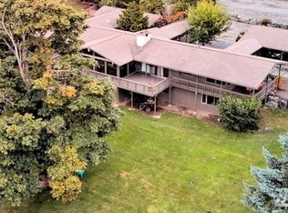 2517 Francis Rd, Mount Vernon, WA 98273