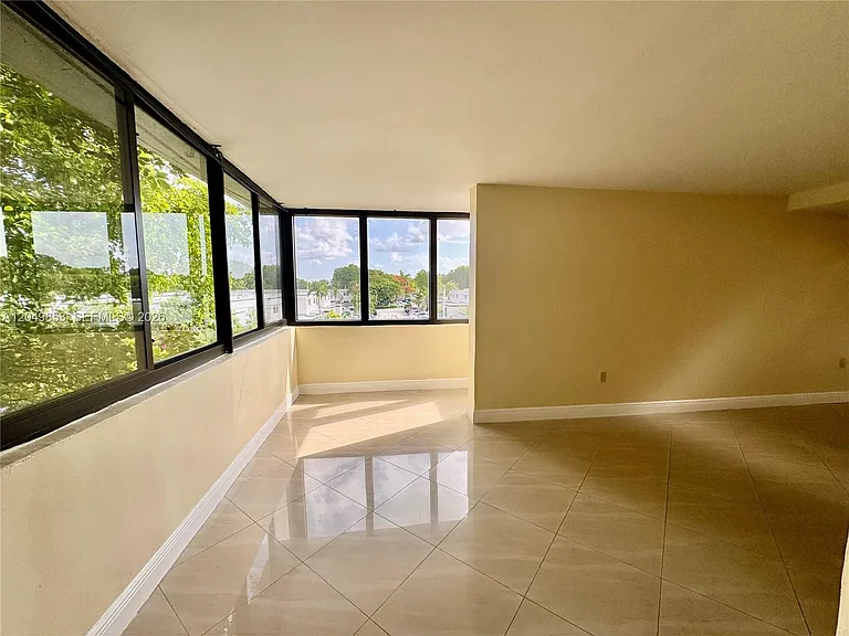 8215 SW 152nd Ave #G-304 — Photo 8