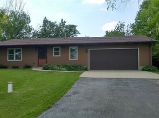 12703 228th Ave, Anamosa, IA 52205