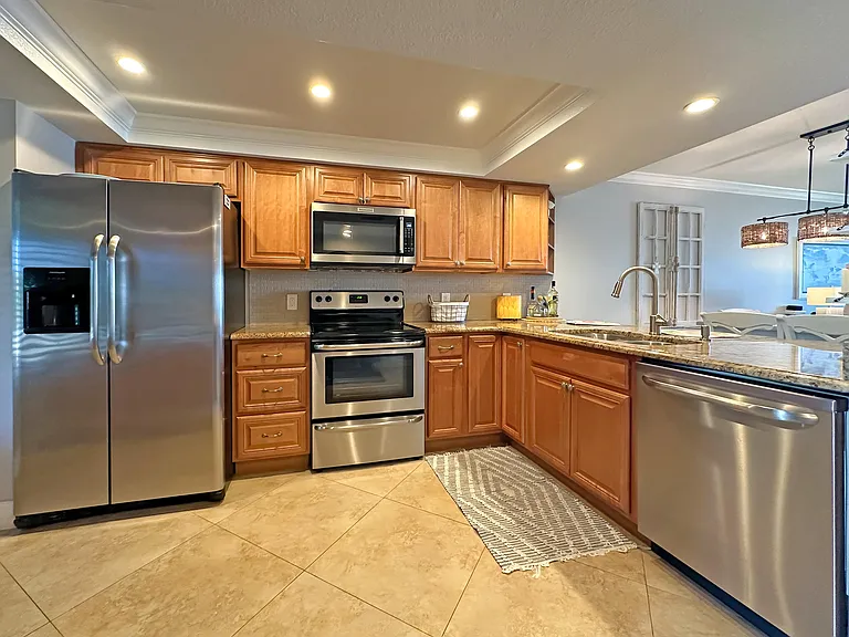 4440 NE Sandpebble Trce #104 — Photo 8