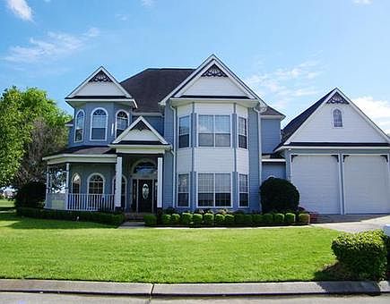 2nd image of 1224 Lake Louise Dr