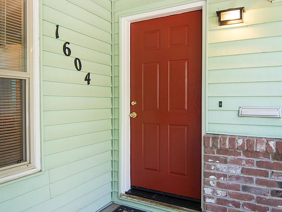 5th image of 1604 La Sierra Dr