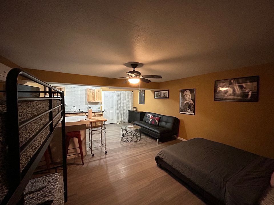 1st image of 455 Moser Ave #8