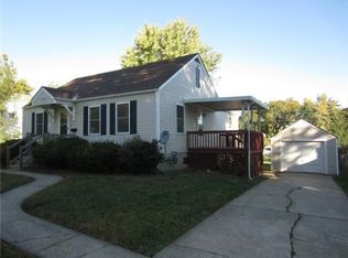 9518 E 33rd St, Independence, MO 64052