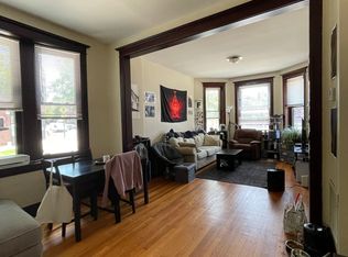 2900 W Diversey Ave #1, Chicago, IL 60647