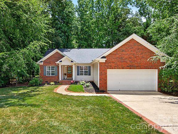 2nd image of 8121 Poplar Grove Cir