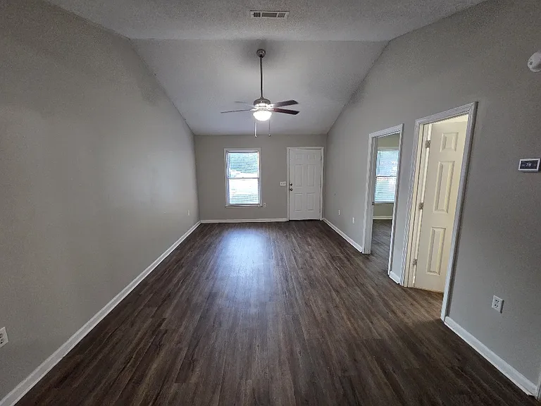 230.5 Lanier Dr #200 — Photo 3