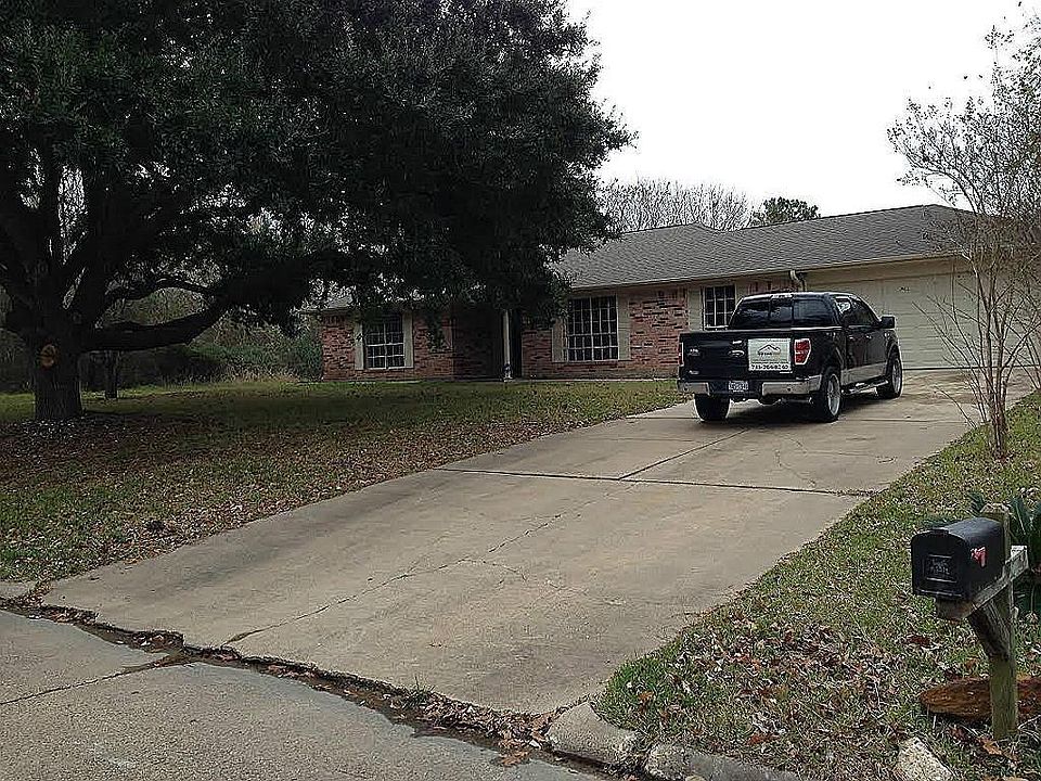 1st image of 12315 Hawthorne Dr