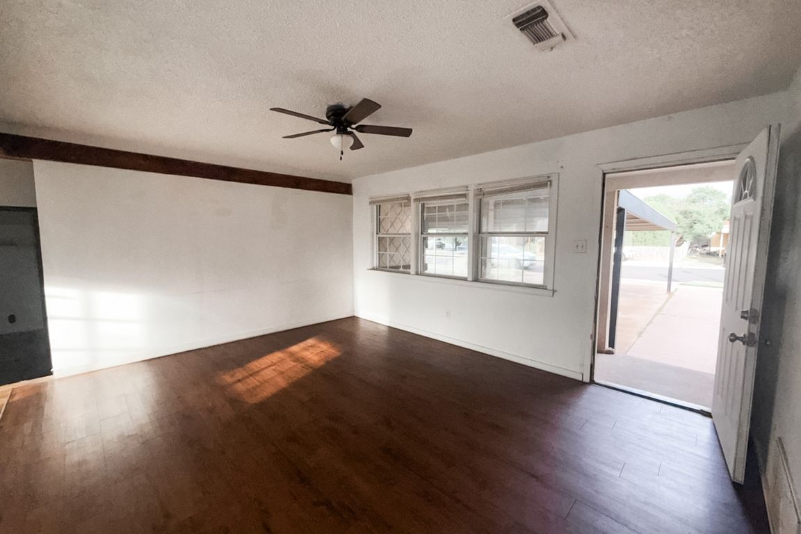 next background image