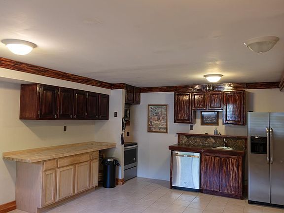 4th image of 130 S Estes Dr APT E2