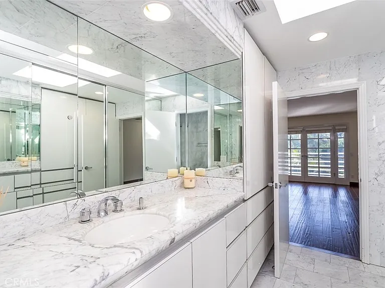 1255 Hilldale Ave — Photo 35