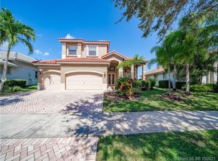 2663 Oakbrook Dr, Weston, FL 33332