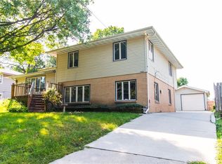 3325 Kinsey Ave, Des Moines, IA 50317