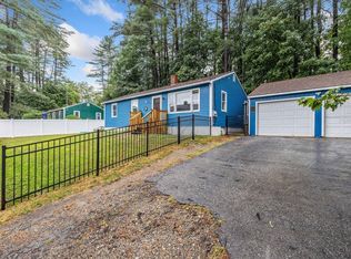 35 University St, Auburn, ME 04210