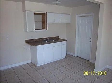2nd image of 16170 NE 18th Pl #A