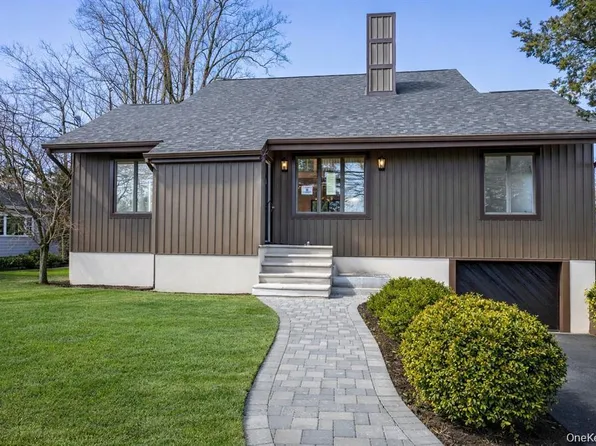 217 Hempstead Avenue, Malverne, NY 11565