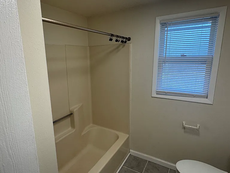 5405 Plantation Dr — Photo 12