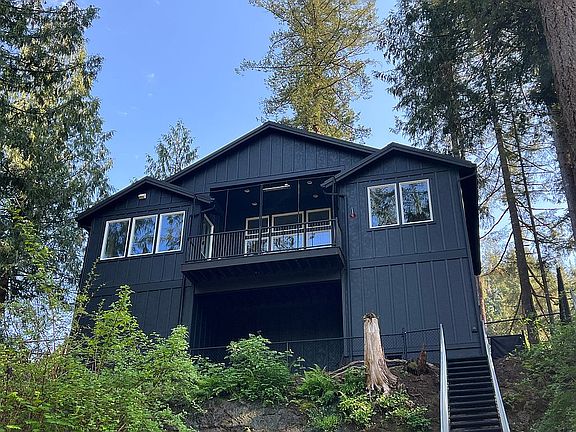 4th image of 18608 NE Cole Witter Rd
