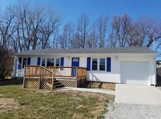 1602 S 38th St, Saint Joseph, MO 64507