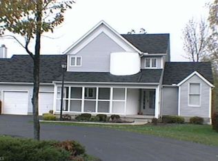 186 Burns Rd, Elyria, OH 44035