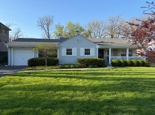 534 Cumnor Ct, Deerfield, IL 60015
