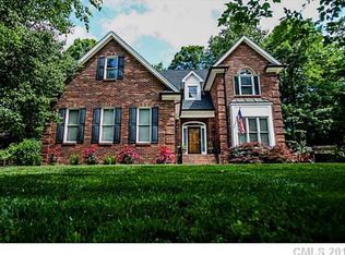 3240 Shadow Lake Ln, Matthews, NC 28104