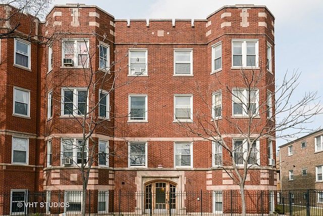 1st image of 1730 W Foster Ave APT G