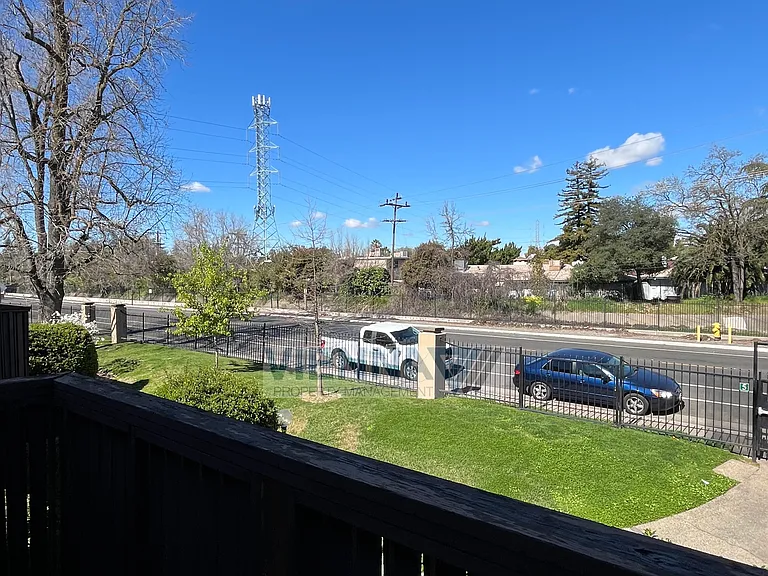 888 Woodside Ln E #12 — Photo 13