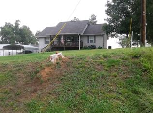 2964 B C Grant Rd, Cornelia, GA 30531