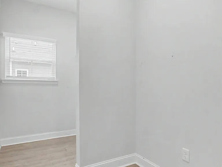 315 Grayson Ave — Photo 23