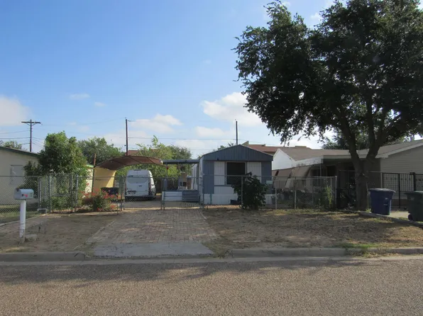 104 E Peach Ln, Laredo, TX 78041