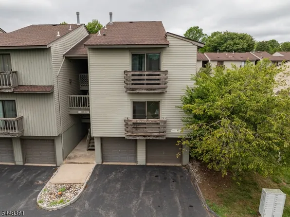 1216 Spruce Hills Dr BLDG 12 #1216, Glen Gardner Boro, NJ 08826
