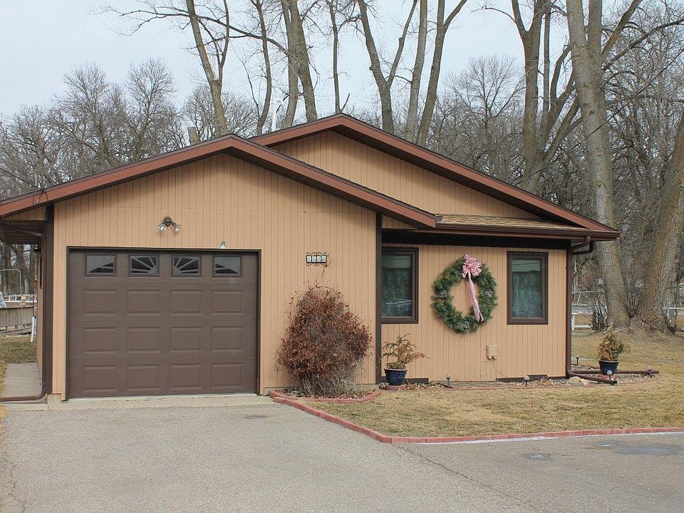 1st image of 1600 Joy Loy Ln