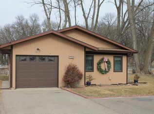 1600 Joy Loy Ln, Milford, IA 51351