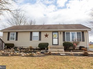 954 Ashton Dr, Shippensburg, PA 17257