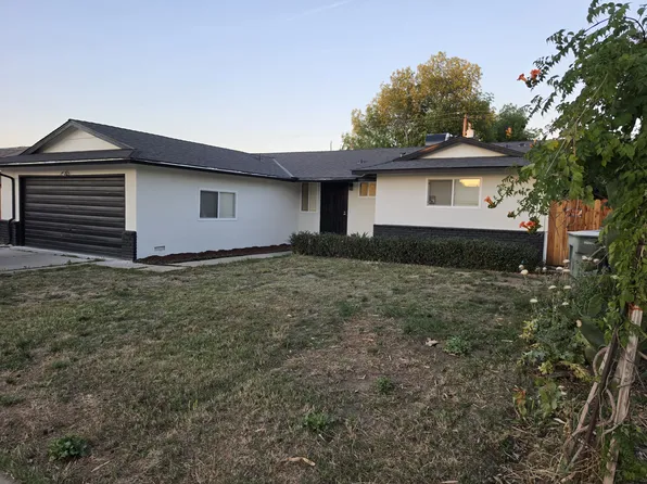 3322 N Ezie Ave, Fresno, CA 93727