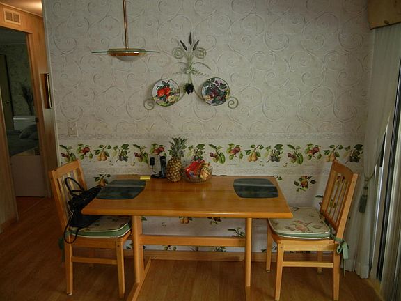 3rd image of 1816 Dolphin Pl