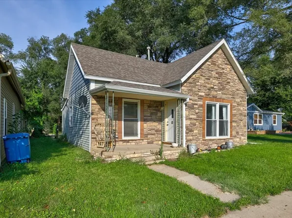 622 SE 12th St, Des Moines, IA 50309