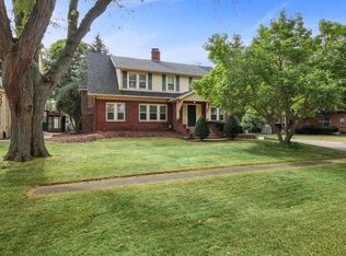 1709 W Harrison St, Freeport, IL 61032