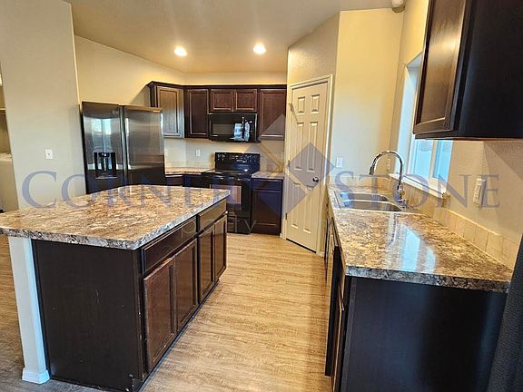 4th image of 16297 Meander Creek Way